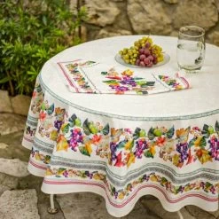 70" Round Grapes Acrylic-Coated Cotton Tablecloth By Tissus Toselli 9 70" Round Grapes Acrylic-Coated Cotton Tablecloth By Tissus Toselli -Home Kitchen And Dining Tablecloth Shop raisin rond style 1 2